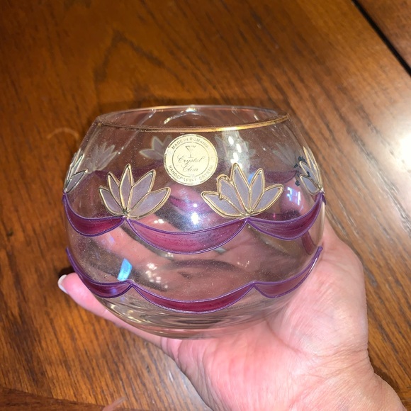 Decorative Crystal Round Vase - Picture 1 of 5